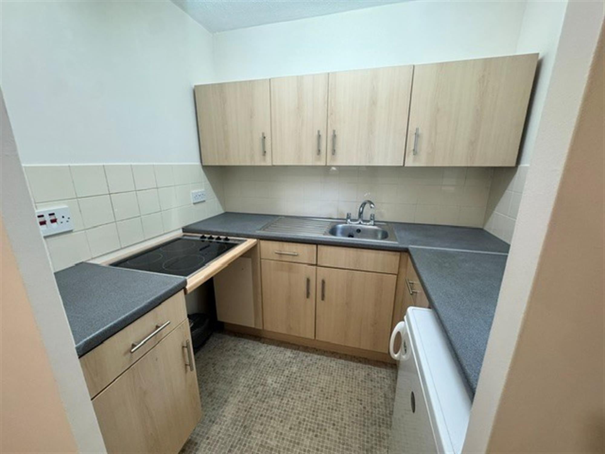 Flat Burnham Chase in Southampton