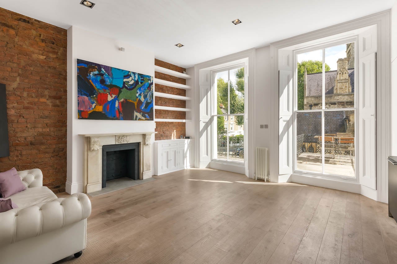 Flat St Stephen's Crescent in City of Westminster