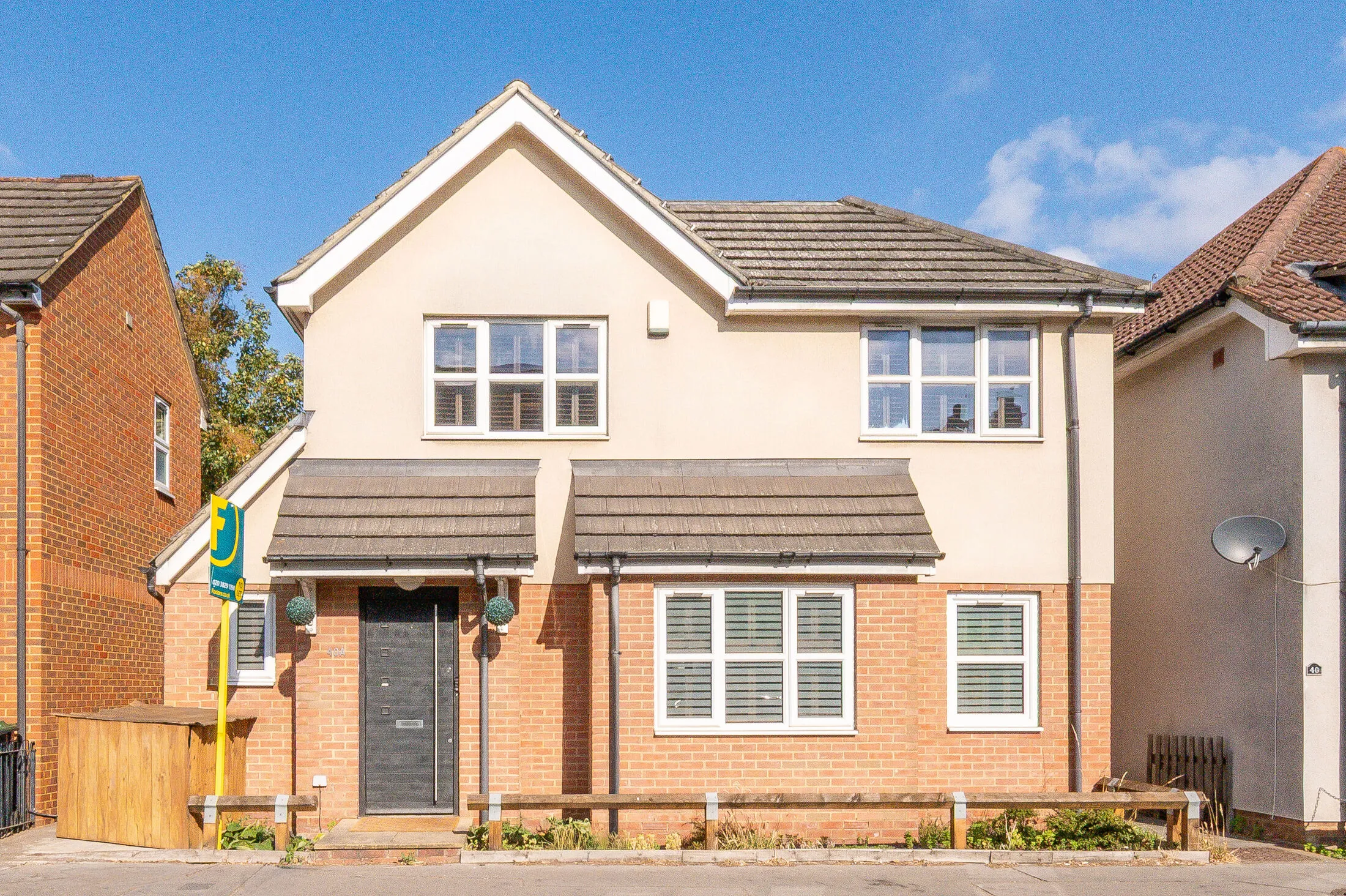 House Epsom Road in Greater London