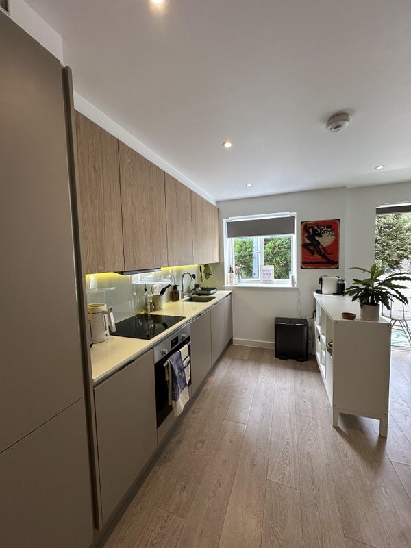 Room Brixton Water Lane in Greater London