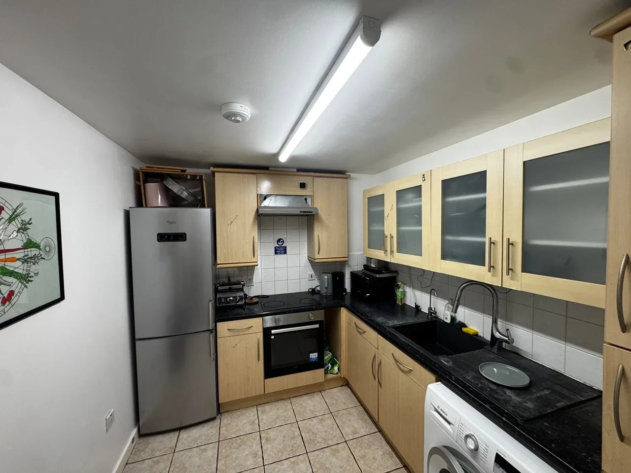Room Westferry Road in Greater London