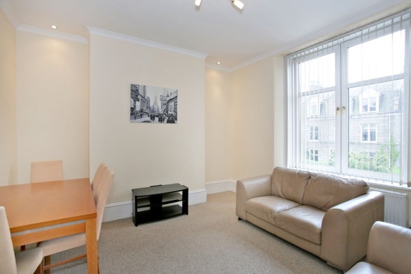 Flat Union Grove in Aberdeen City