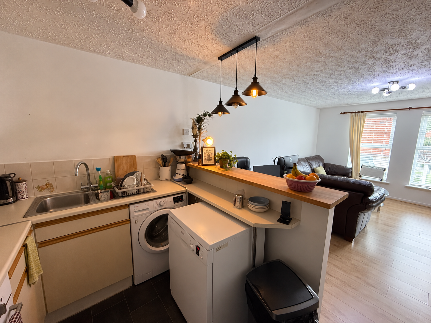 Flat Sapphire Drive in Royal Leamington Spa
