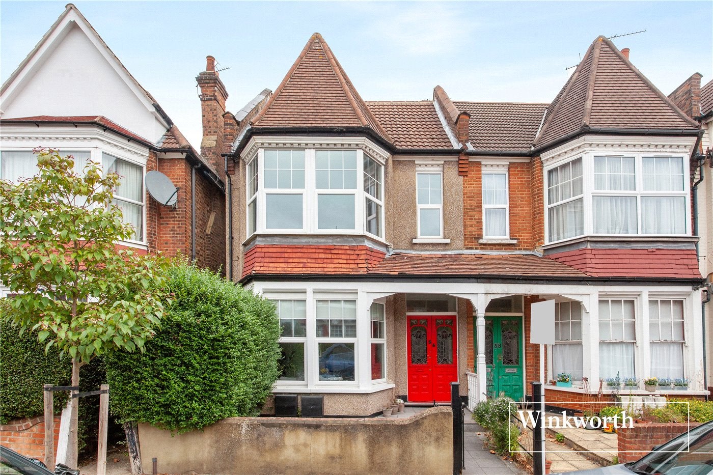 Flat Princes Avenue in Greater London