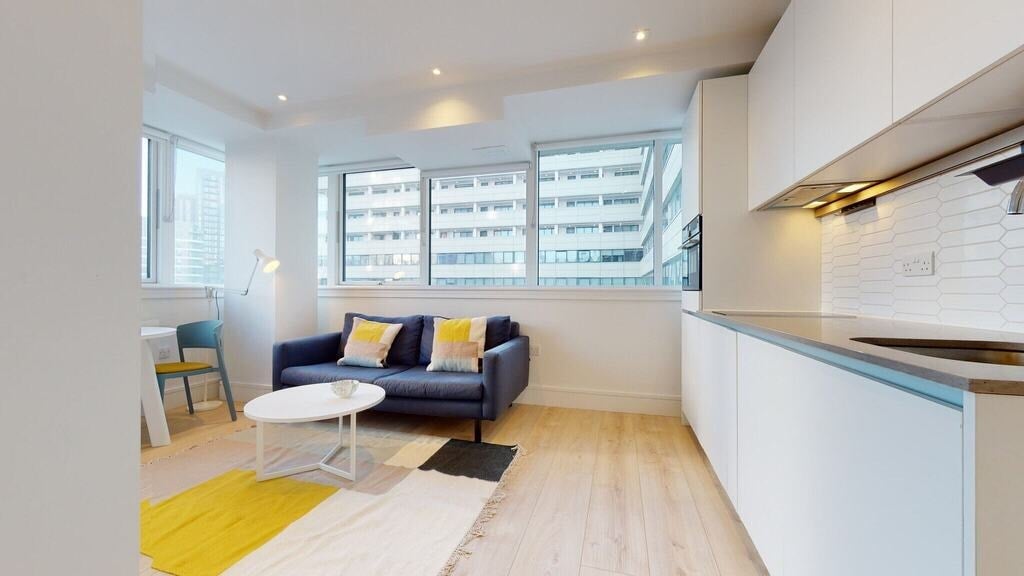 Flat Humphry Repton Lane in Greater London