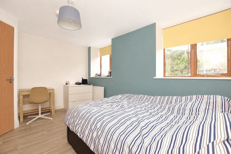 Room Camp View in Winterbourne Down