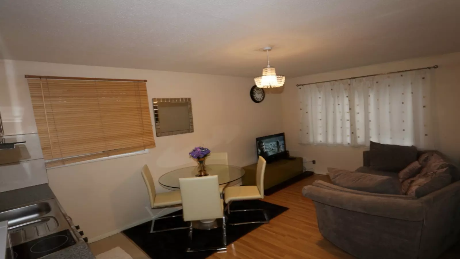 Flat Merbury Close in Greater London