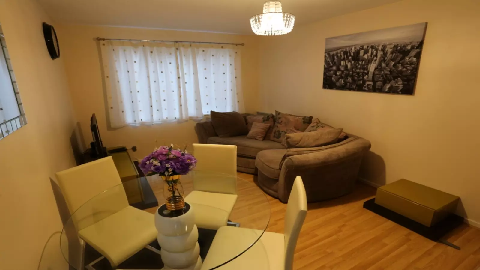 Flat Merbury Close in Greater London