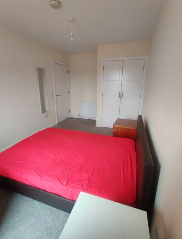Room Muirhouse Parkway in City of Edinburgh