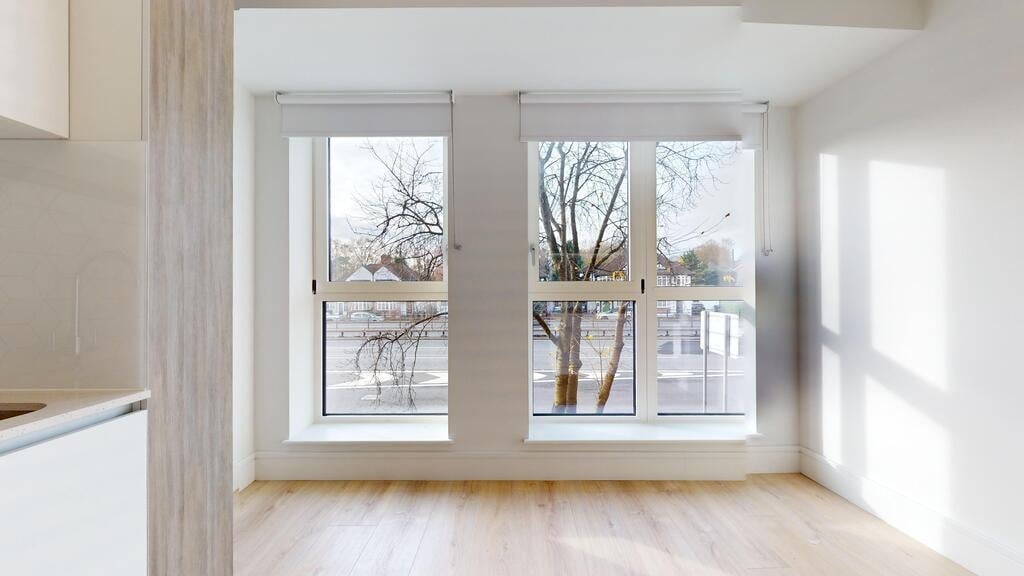 Flat Beverley Way in Greater London