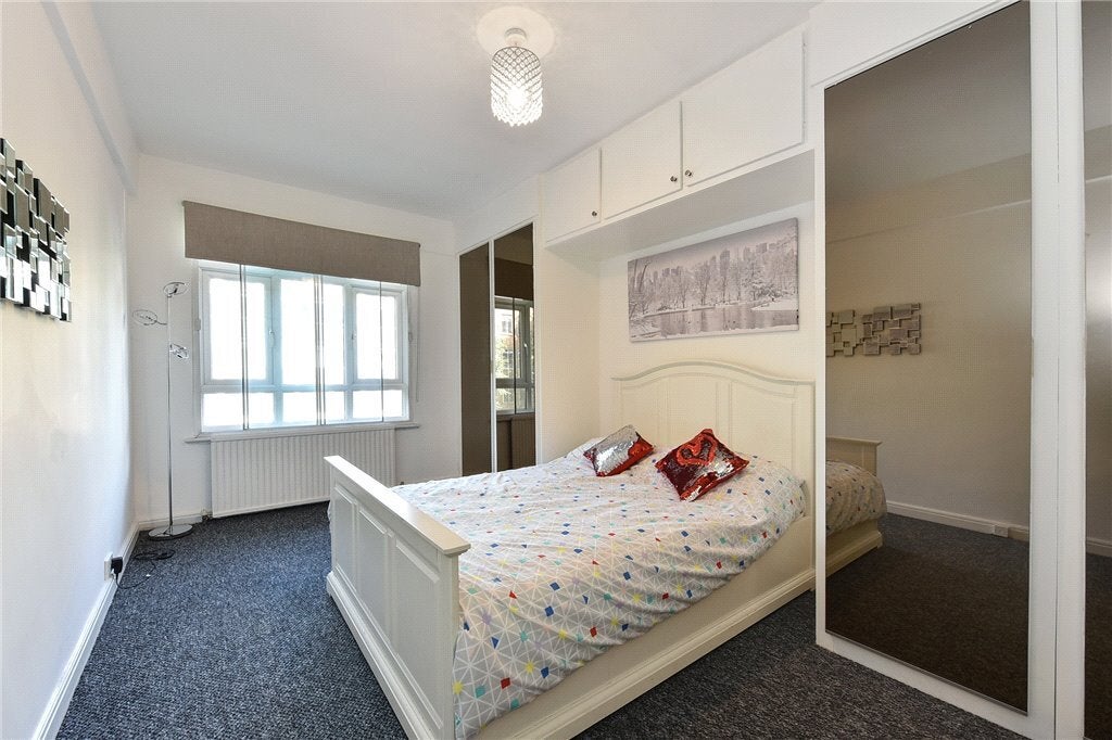 Flat Portsea Place in City of Westminster