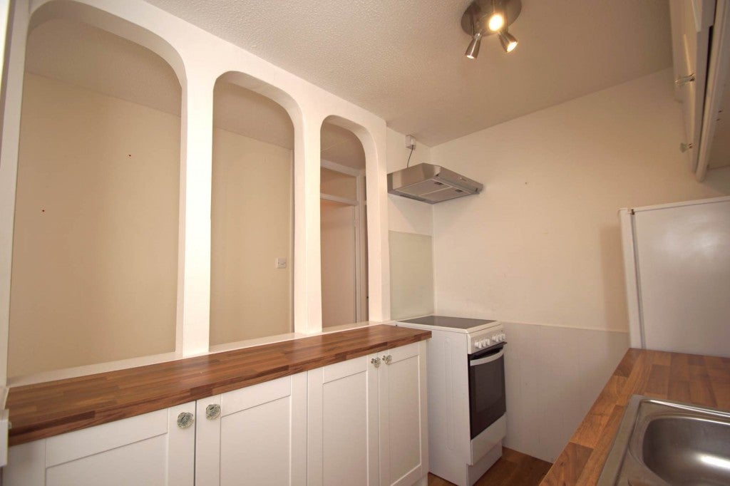 Flat Millstream Close in East Hertfordshire