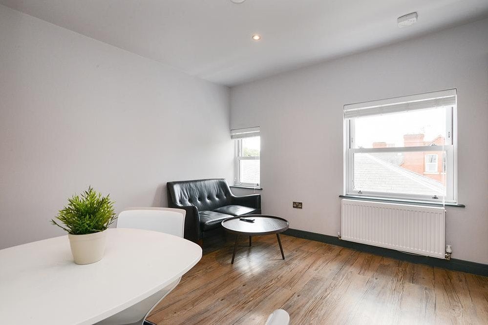 Flat Waverley Street in Nottingham