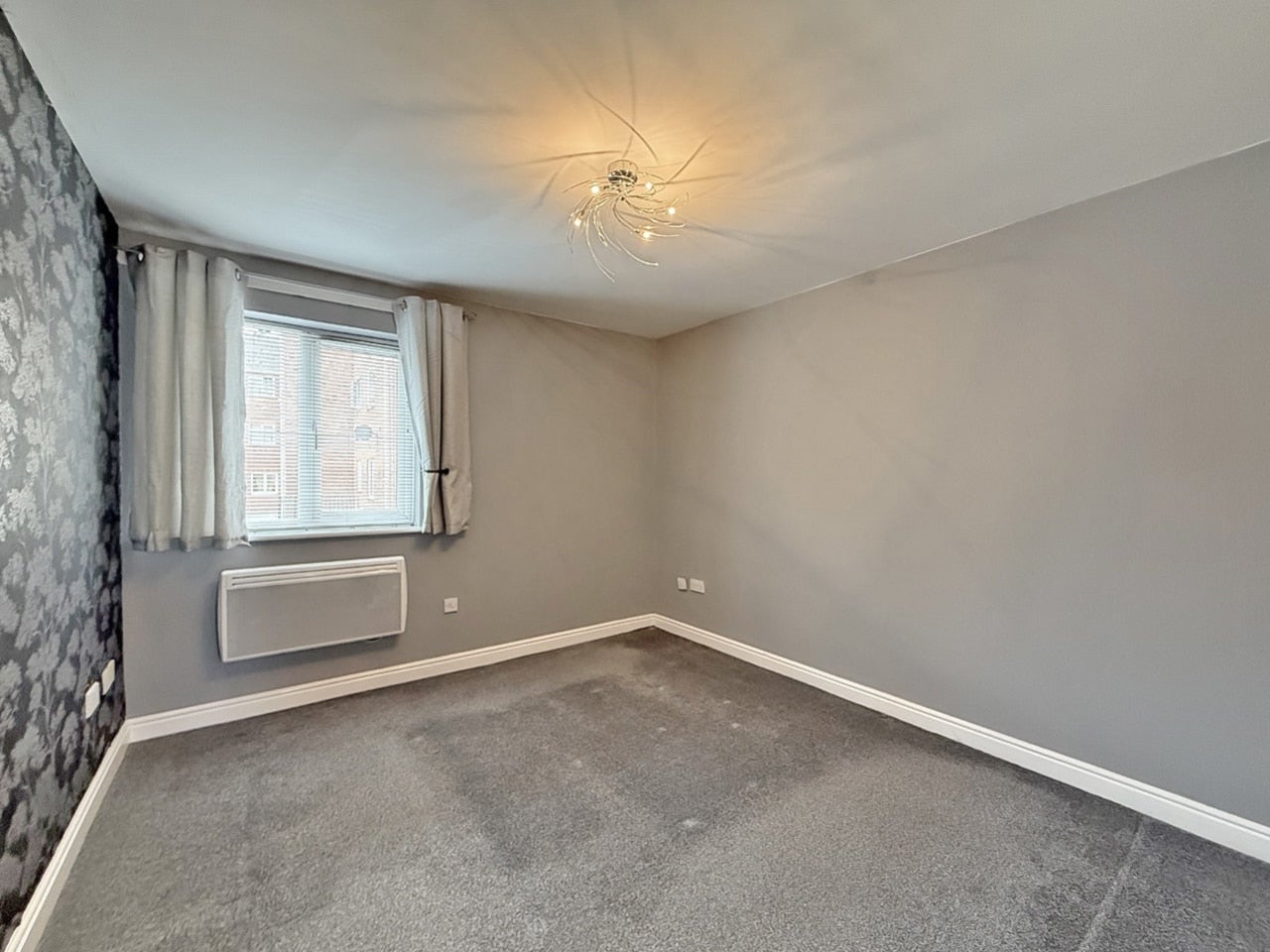Flat Willenhall Road in Wolverhampton