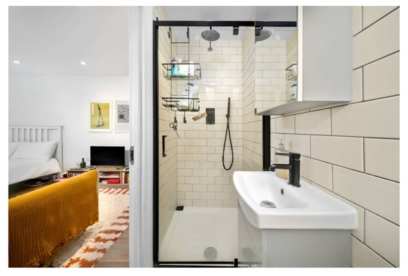 Flat Friern Park in Greater London