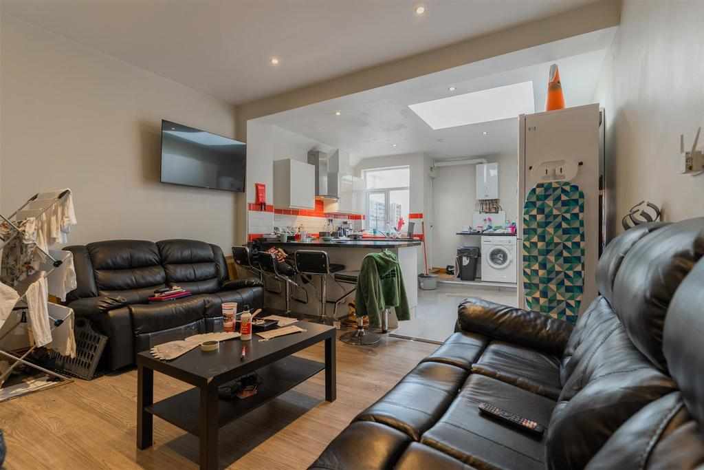 Flat Tiverton Road in Birmingham