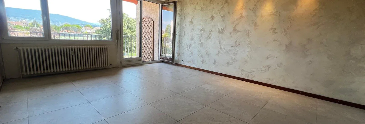Flat Rue du 18 Août in Gaillard