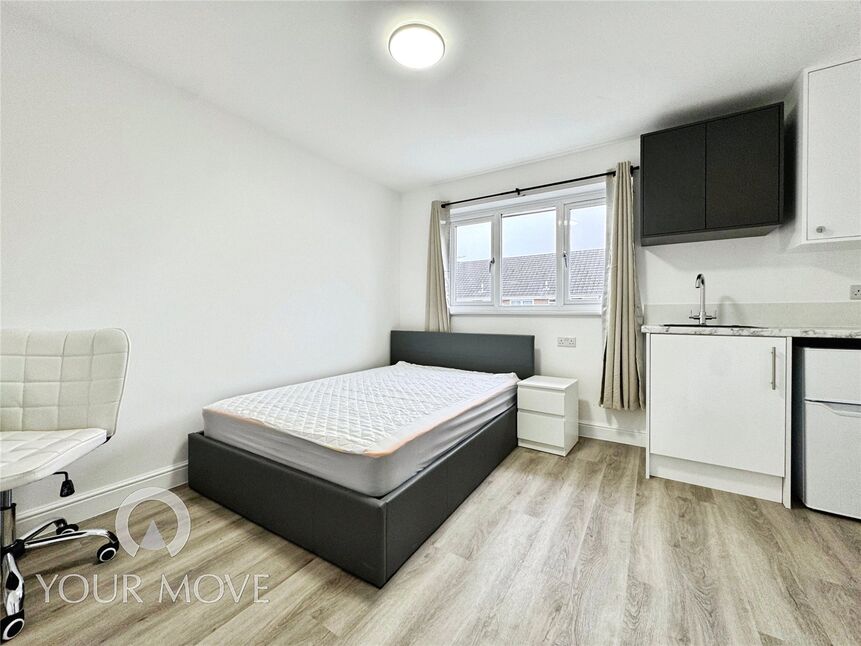 Room Waid Close in Dartford