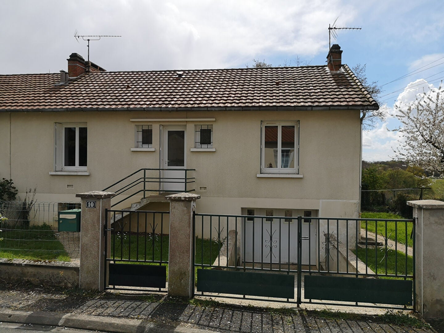 Maison D 7 à Saint-Pierre-d'Exideuil