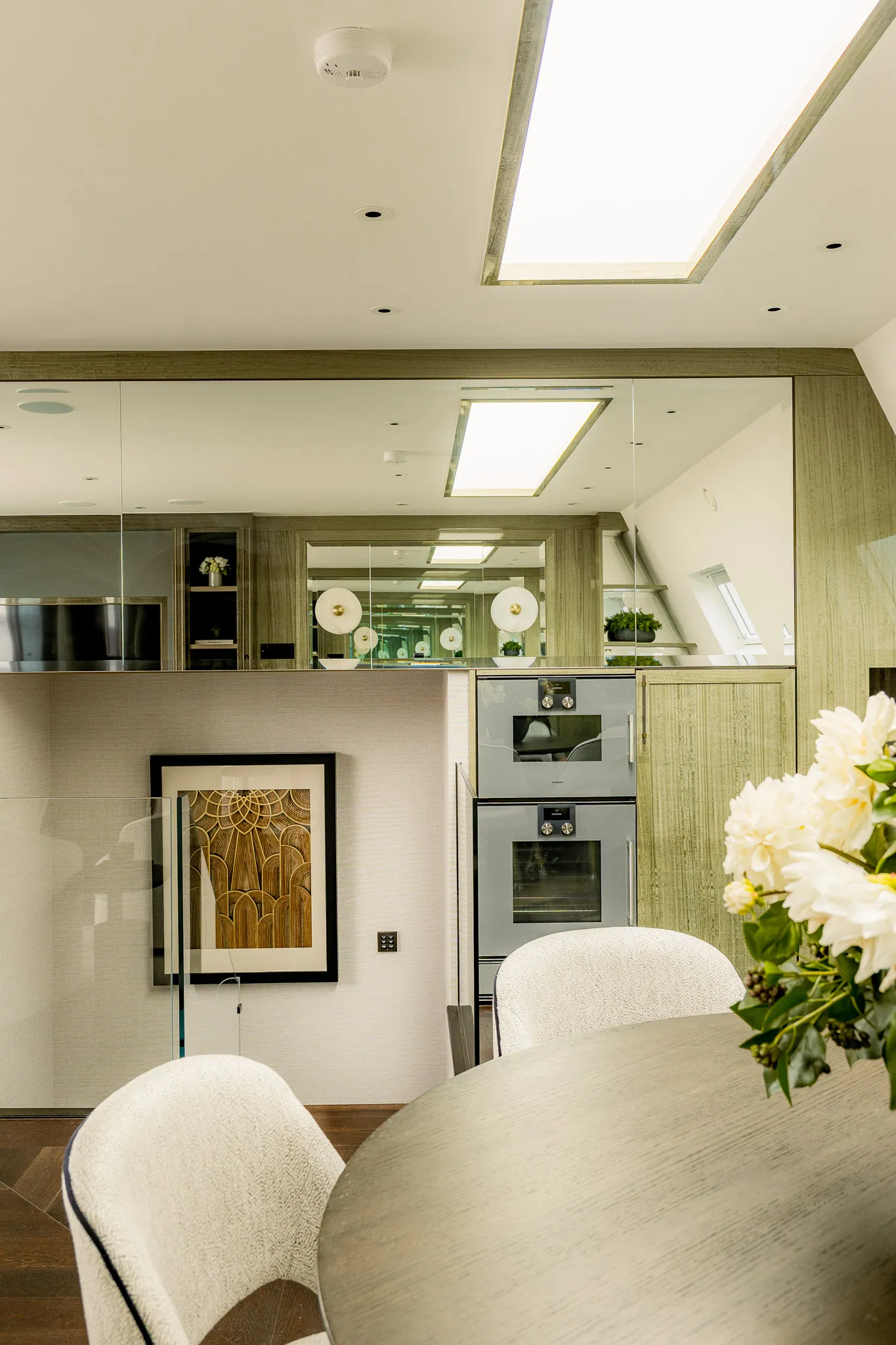 Flat Prince of Wales Terrace in Greater London