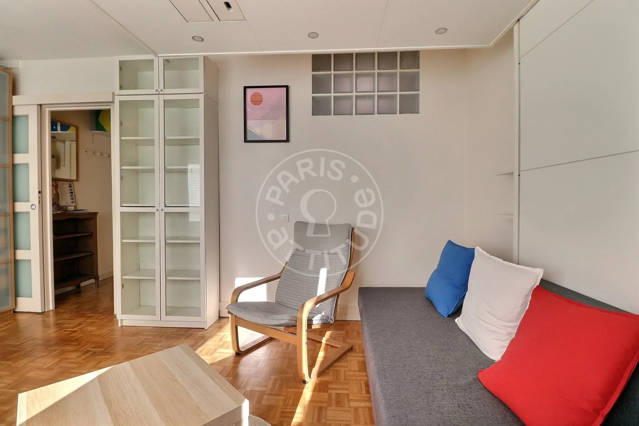 Appartement Rue Ponscarme à Paris