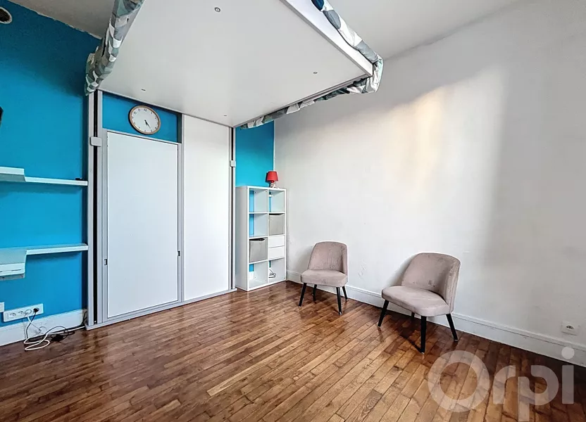 Flat Rue Condorcet in Maisons-Alfort