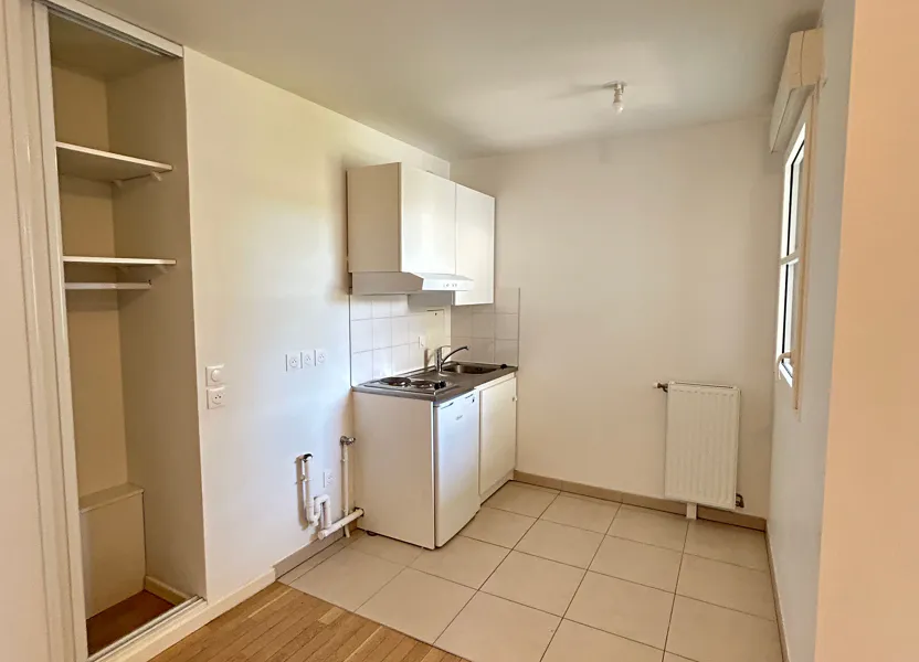 Appartement Rue Bernard Iské à Le Plessis-Robinson