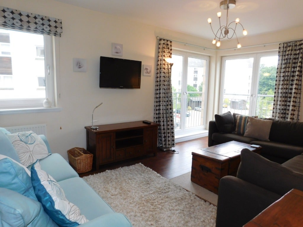 Flat Shaw Crescent in Aberdeen City