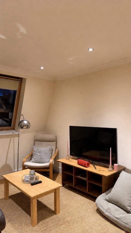 Room Cortayne Road in Greater London