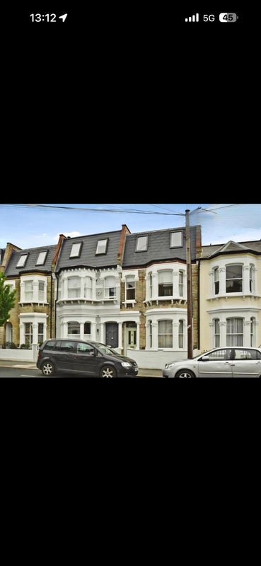 Room Cortayne Road in Greater London