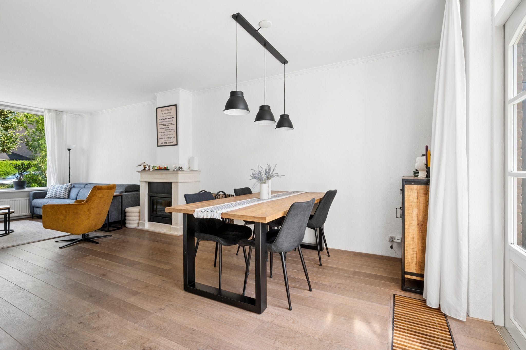 Tussenwoning te koop: Valkenhof 64, Nijkerk