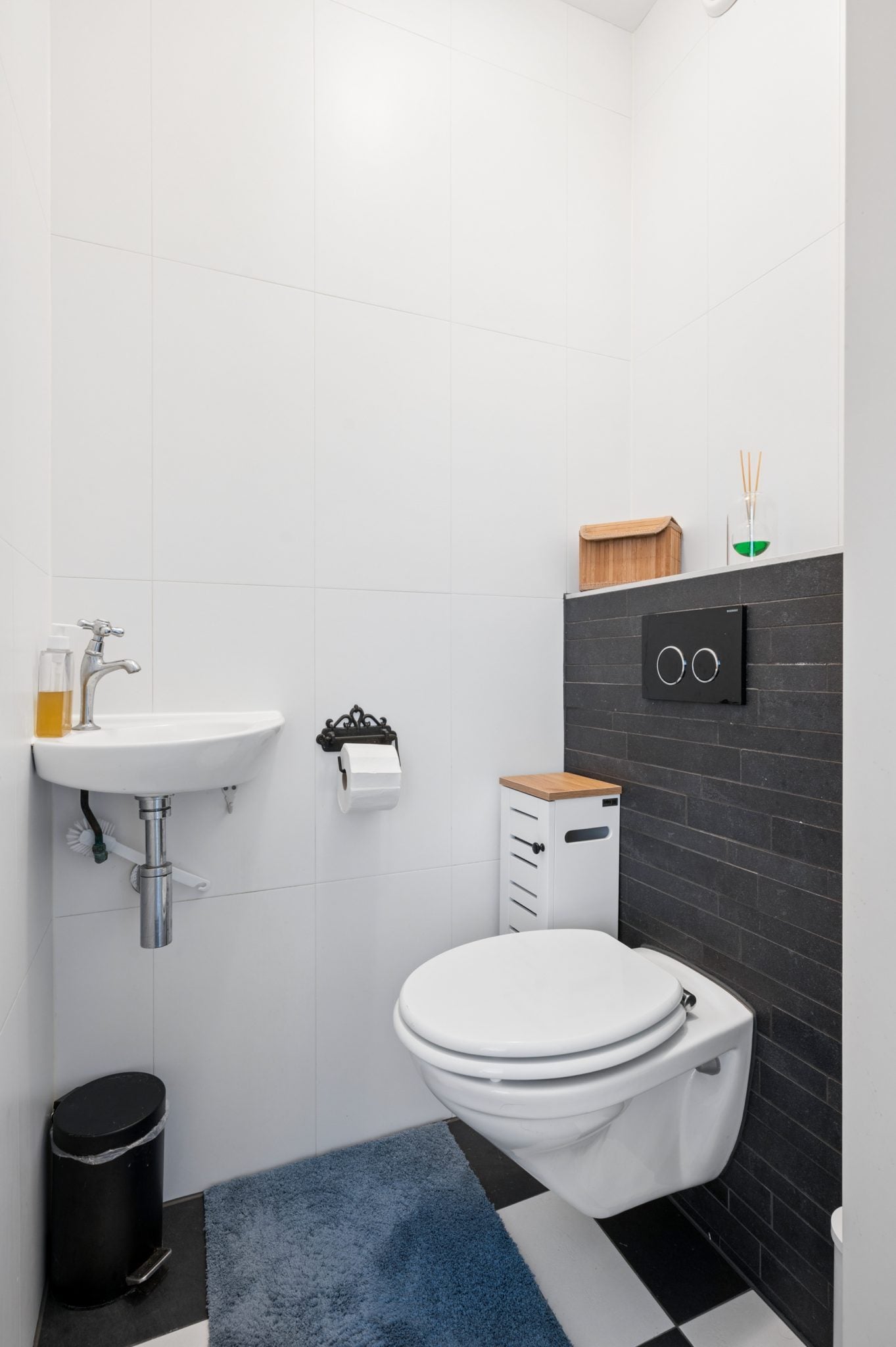 Tussenwoning te koop: Valkenhof 64, Nijkerk