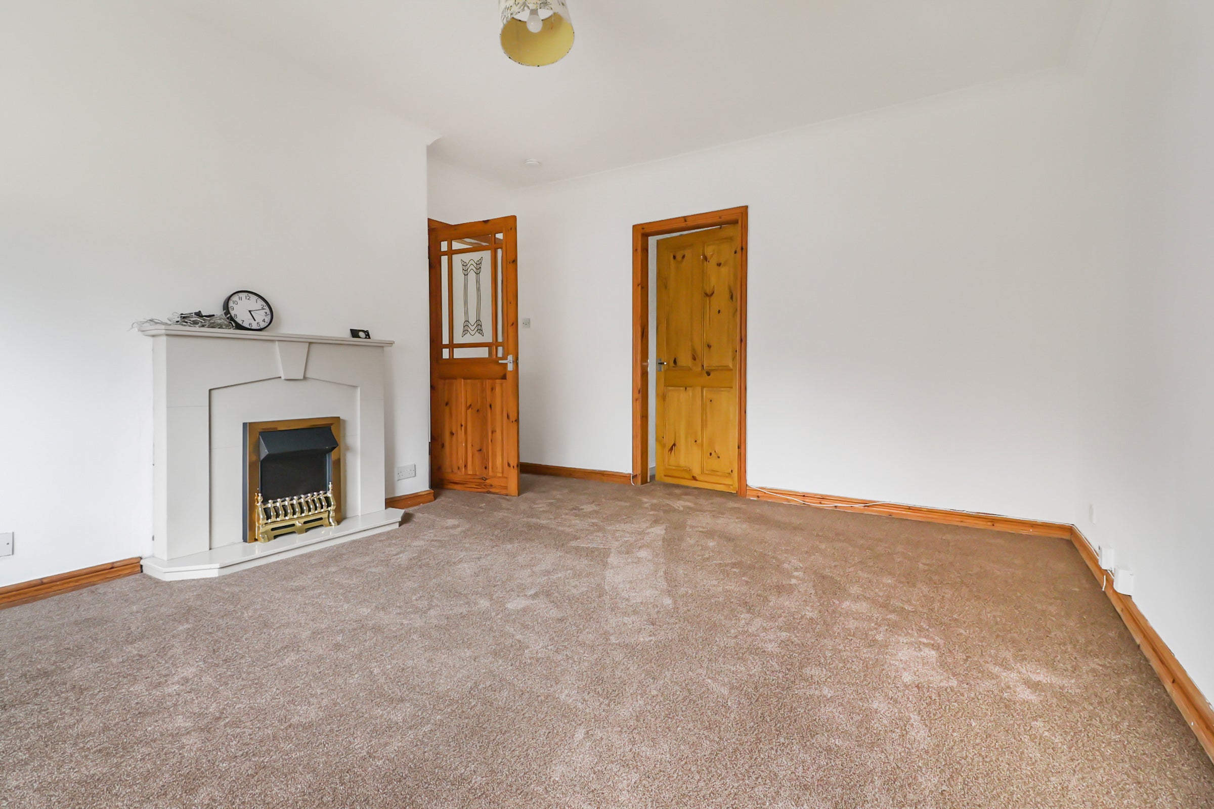 Flat Faskine Avenue in Calderbank