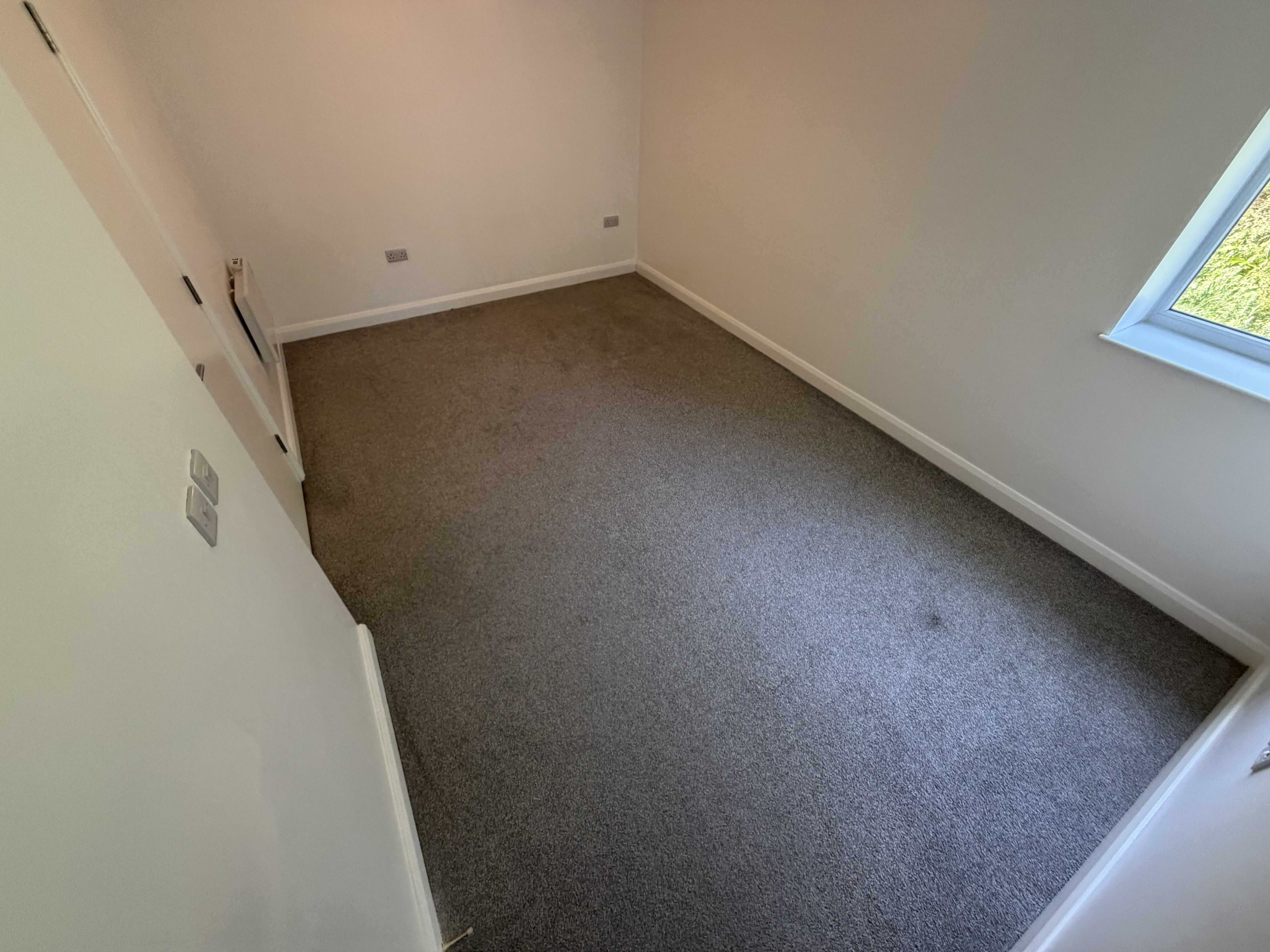 Flat M1 in Slip End