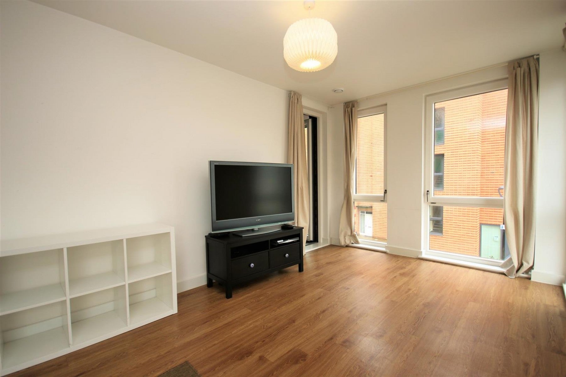 Flat Seven Sisters Road in Greater London