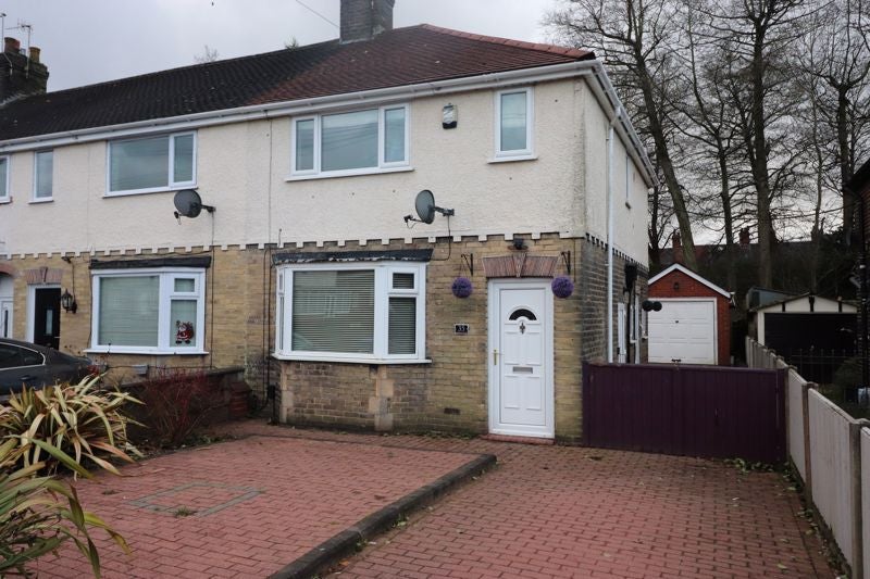House Greenfield Road in Stoke-on-Trent