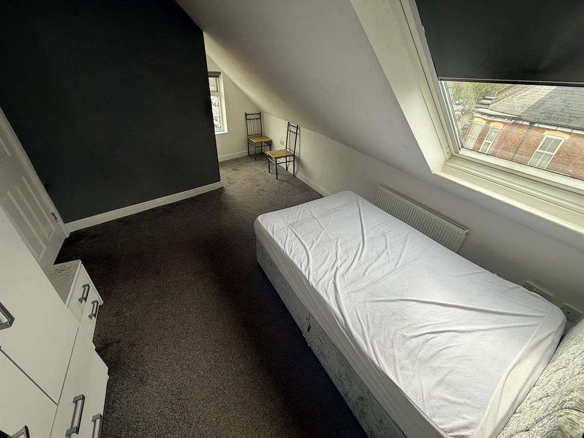 Room Park Road in Hull