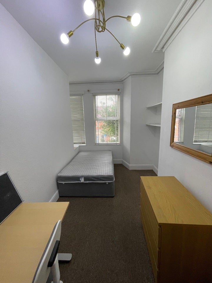 Room Barras Lane in Coventry