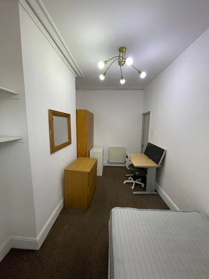 Room Barras Lane in Coventry