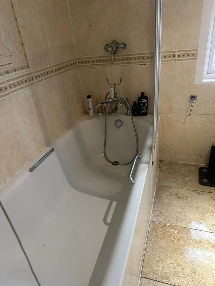 Room Olive Road in Greater London