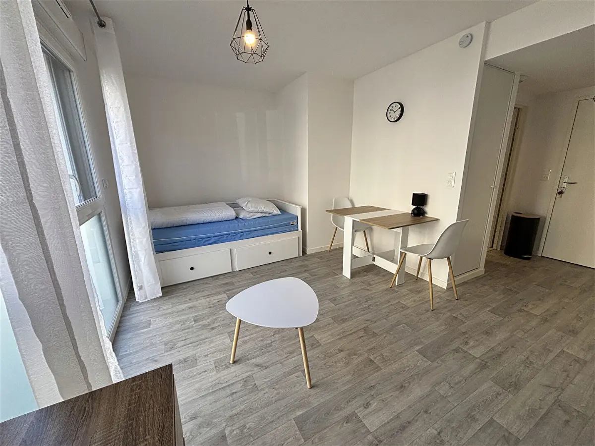 Flat Avenue Anatole France in Troyes