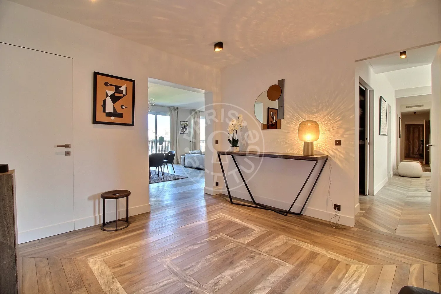 Appartement Avenue Montaigne à Paris