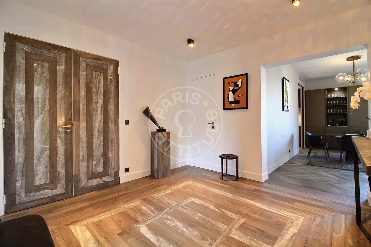 Appartement Avenue Montaigne à Paris