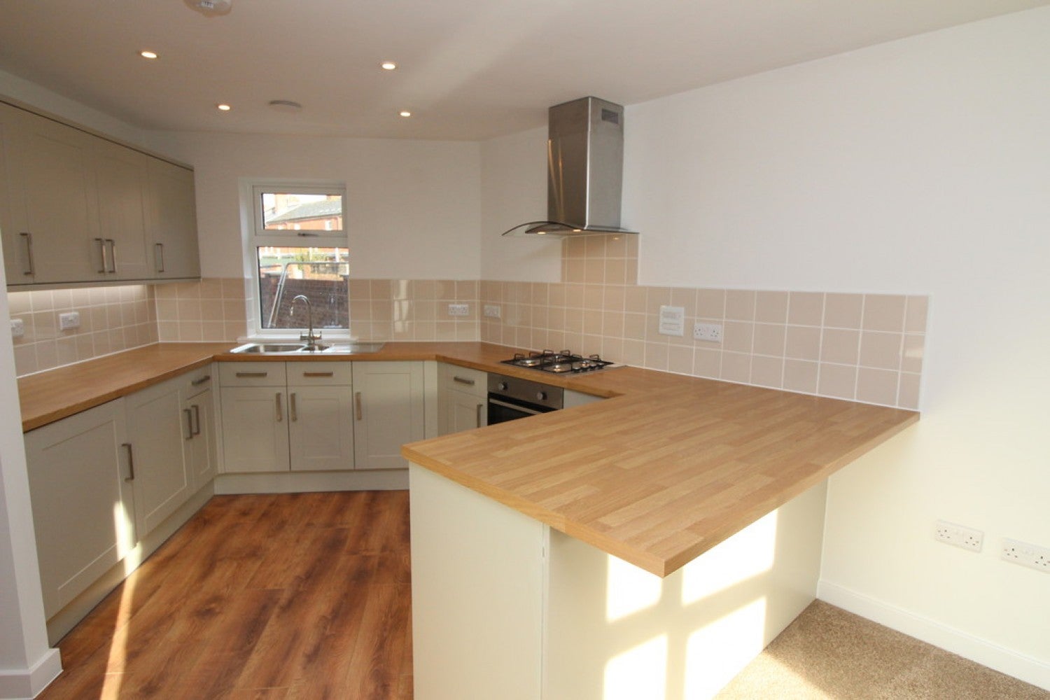 Flat Brewers Court in Exeter