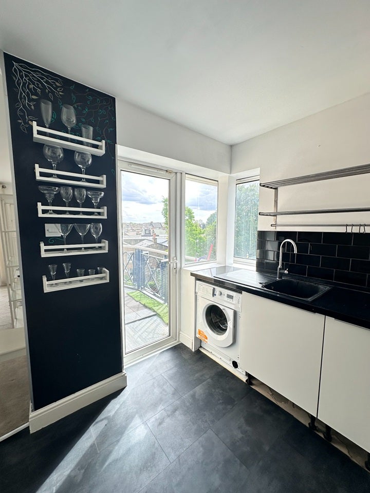 Flat Rubens Place in Greater London