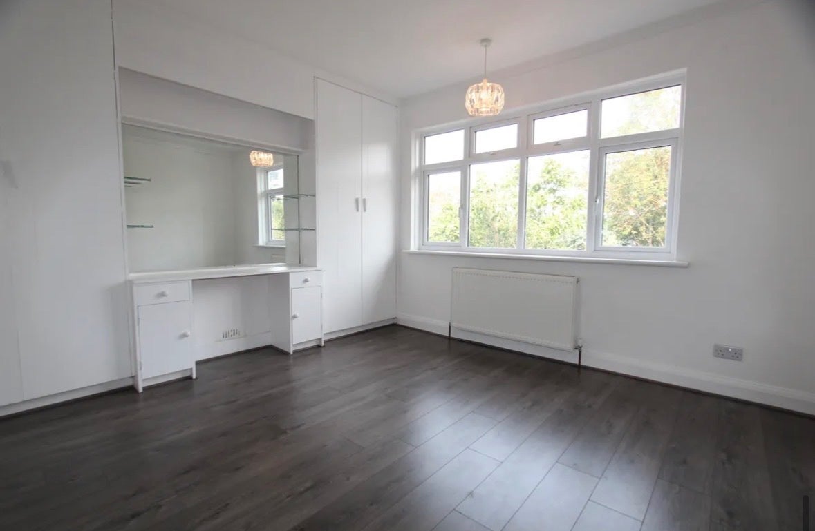 House Cat Hill in Greater London
