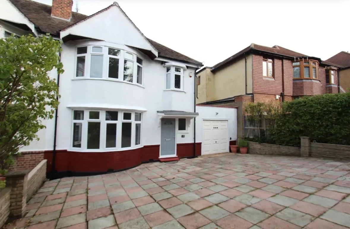 House Cat Hill in Greater London