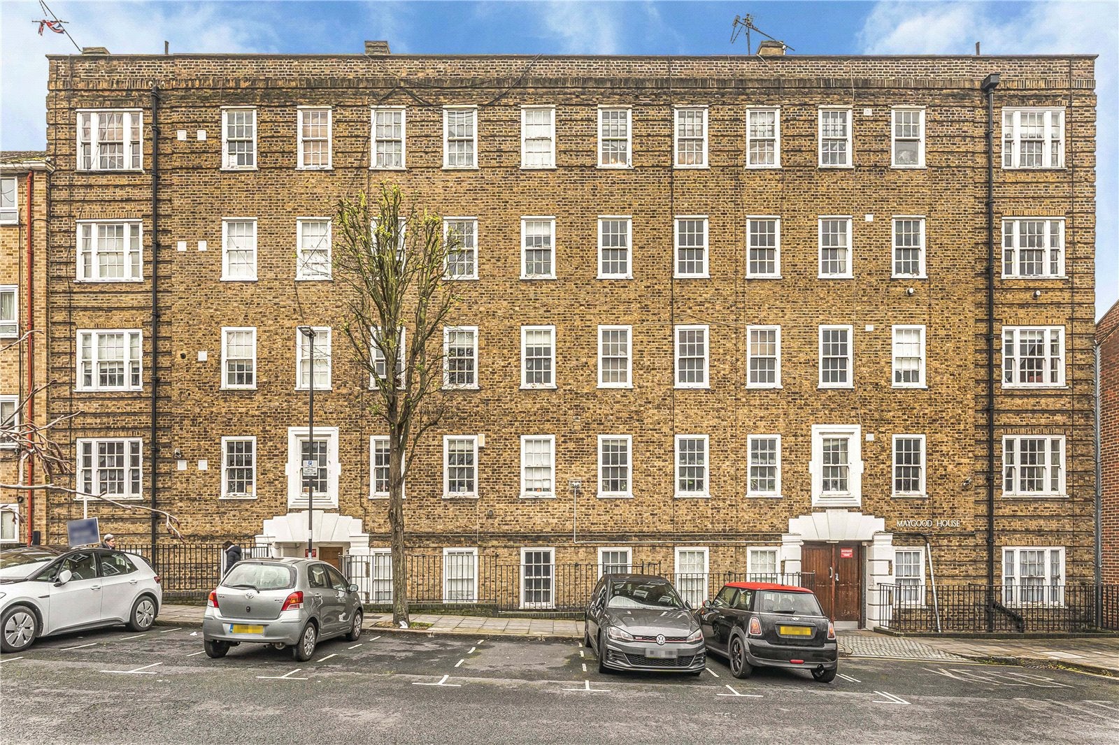 Flat Maygood Street in Greater London