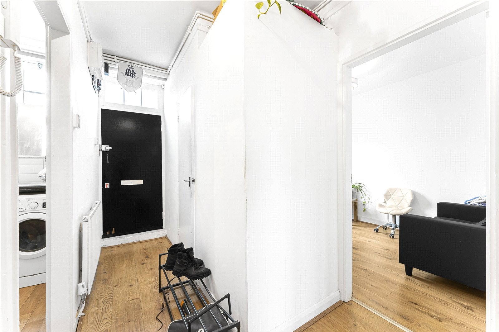Flat Maygood Street in Greater London