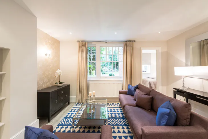 Flat Netherhall Gardens in Greater London